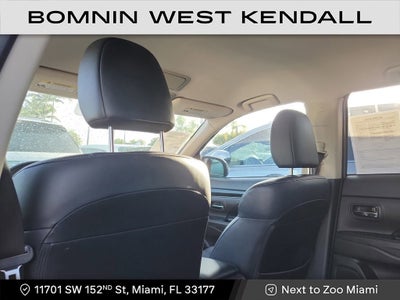 2020 Mitsubishi Outlander SE