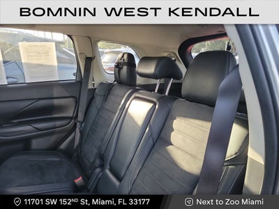 2020 Mitsubishi Outlander SE