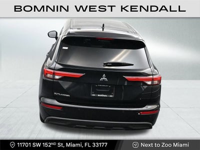 2024 Mitsubishi Outlander ES