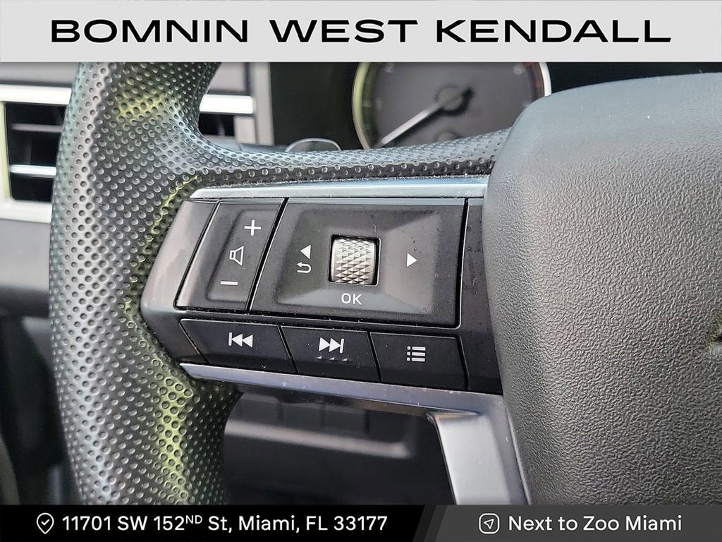 2024 Mitsubishi Outlander ES