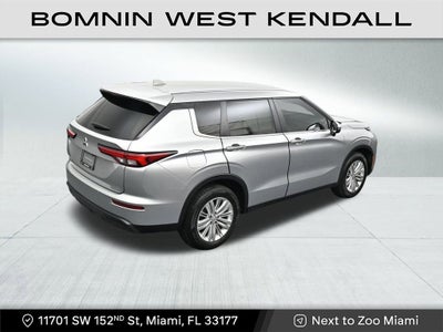 2024 Mitsubishi Outlander ES