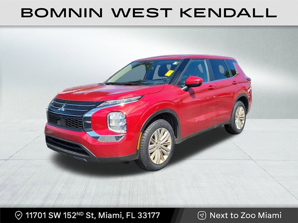 2024 Mitsubishi Outlander ES