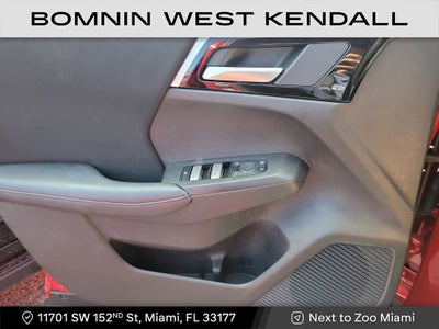 2024 Mitsubishi Outlander ES