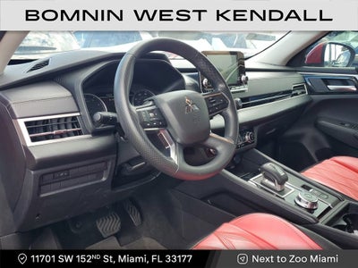 2024 Mitsubishi Outlander ES