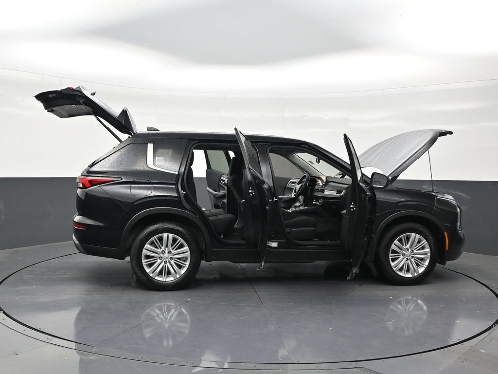2024 Mitsubishi Outlander ES 2.5 2WD