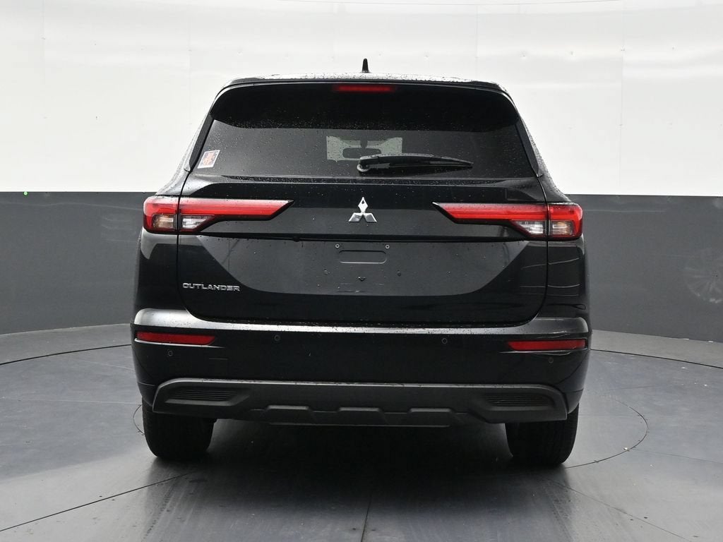 2024 Mitsubishi Outlander ES 2.5 2WD