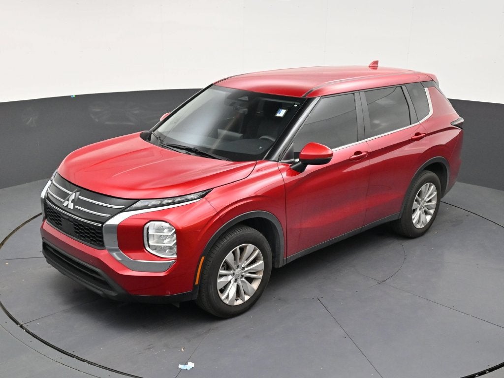 2025 Mitsubishi Outlander ES