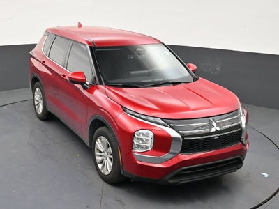2025 Mitsubishi Outlander ES