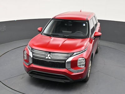 2025 Mitsubishi Outlander ES