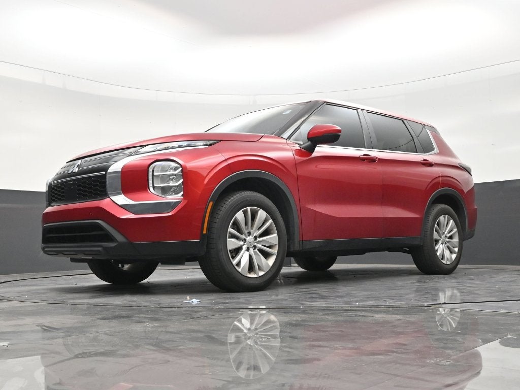 2025 Mitsubishi Outlander ES