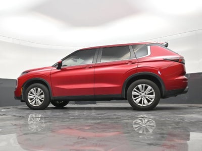 2025 Mitsubishi Outlander ES