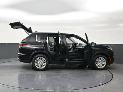 2024 Mitsubishi Outlander ES 2.5 2WD