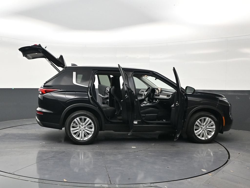 2024 Mitsubishi Outlander ES 2.5 2WD