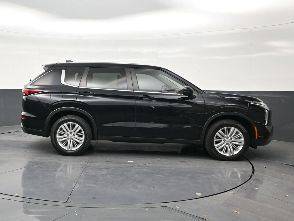 2024 Mitsubishi Outlander ES 2.5 2WD