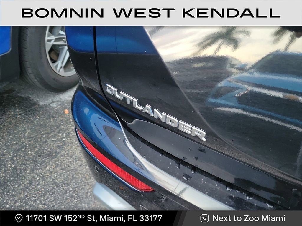 2024 Mitsubishi Outlander SE