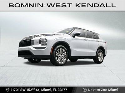 2022 Mitsubishi Outlander ES