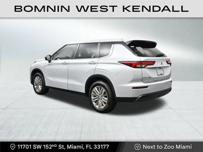 2022 Mitsubishi Outlander ES