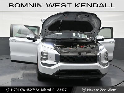 2022 Mitsubishi Outlander ES