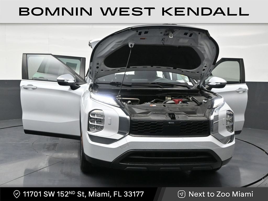 2022 Mitsubishi Outlander ES