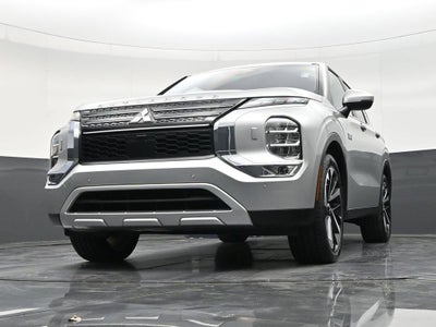 2025 Mitsubishi Outlander Plug-In Hybrid SE