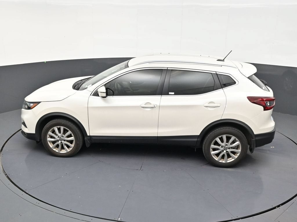 2022 Nissan Rogue Sport SV