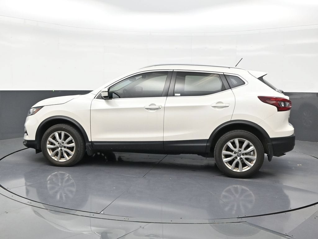 2022 Nissan Rogue Sport SV