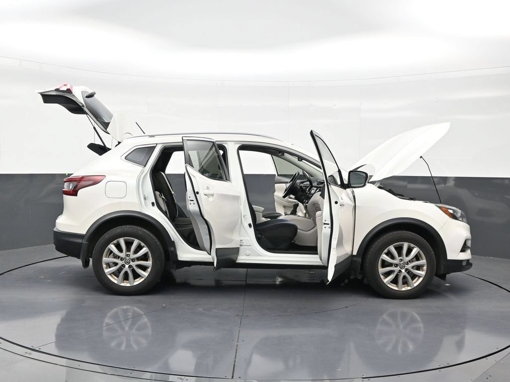 2022 Nissan Rogue Sport SV