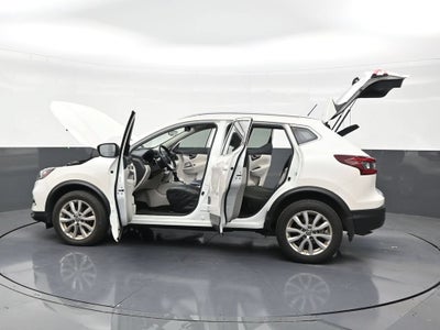 2022 Nissan Rogue Sport SV