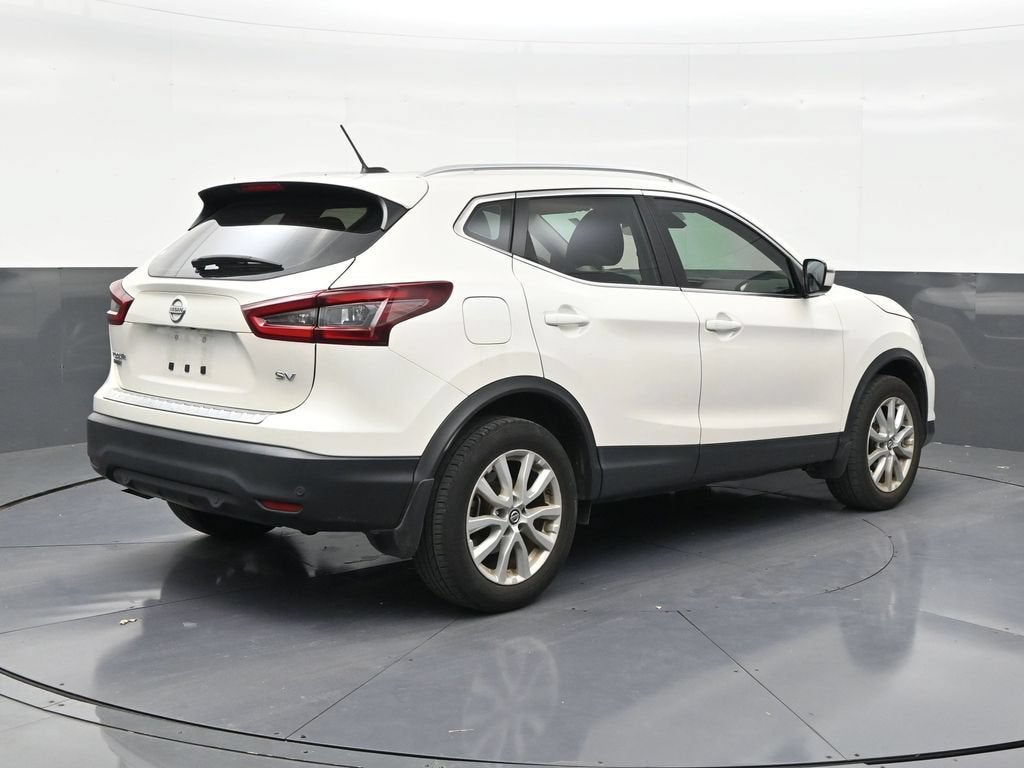 2022 Nissan Rogue Sport SV