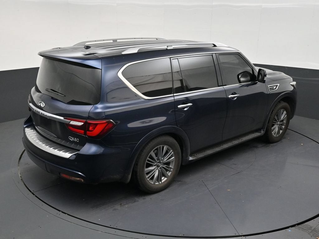 2022 INFINITI QX80 LUXE