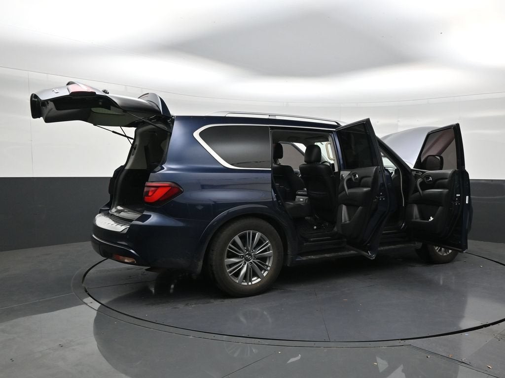 2022 INFINITI QX80 LUXE