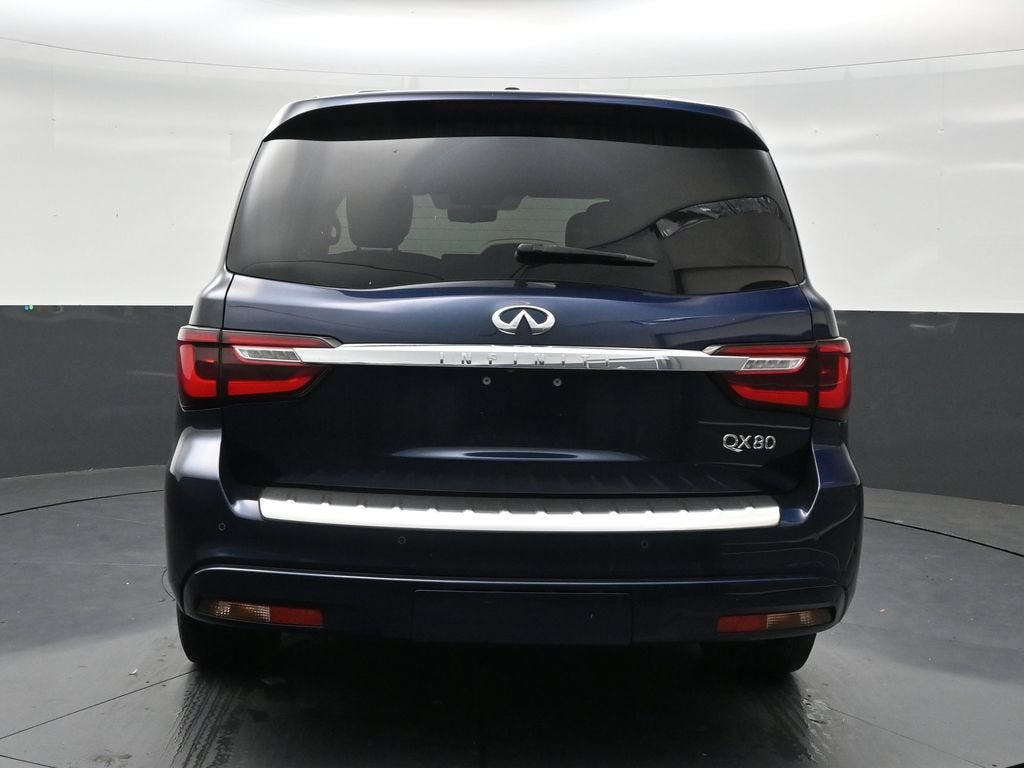 2022 INFINITI QX80 LUXE