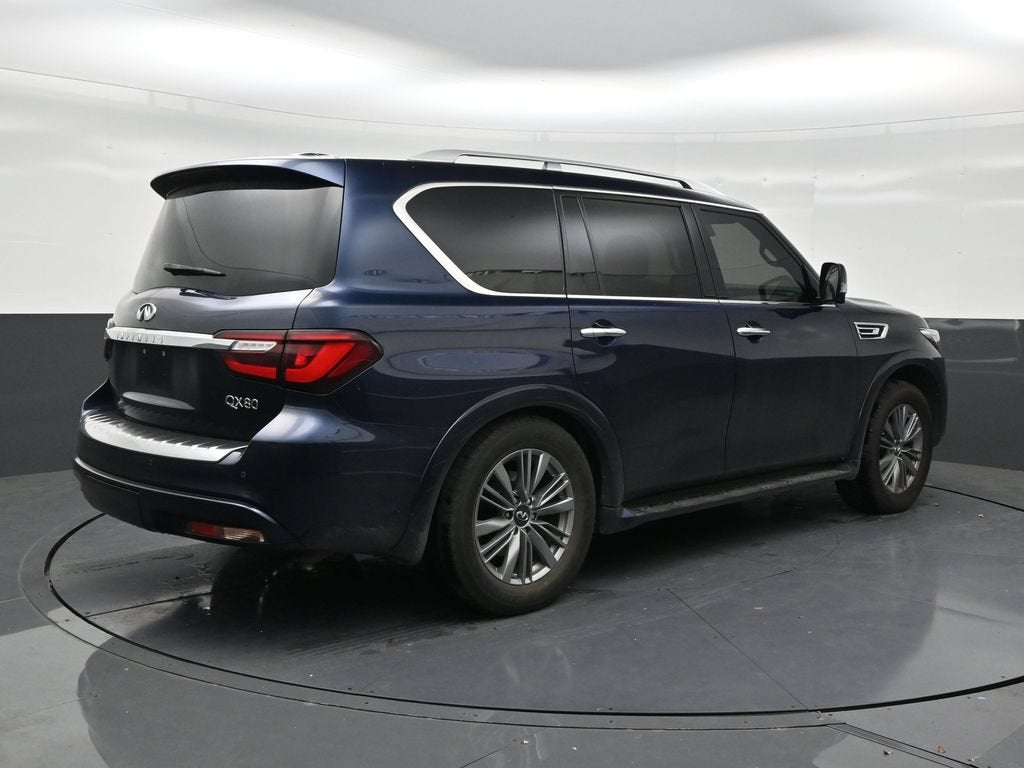 2022 INFINITI QX80 LUXE