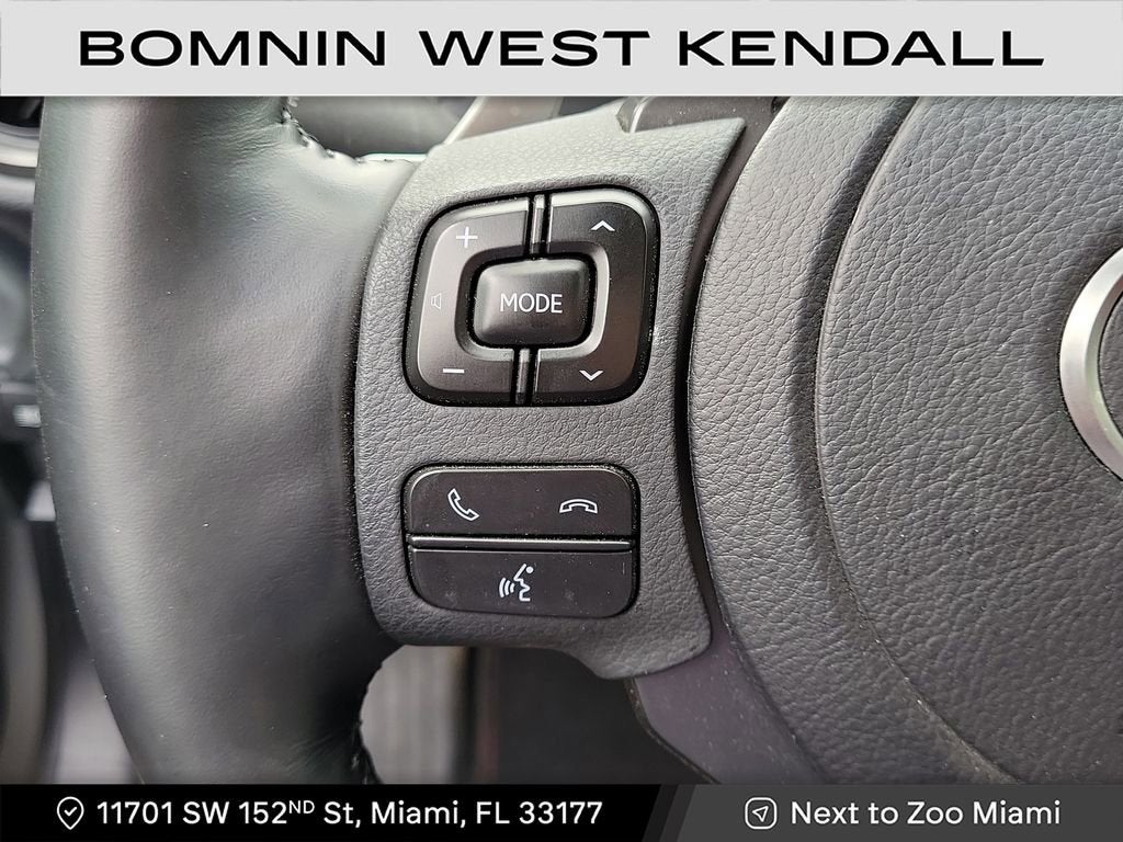 2025 Lexus IS IS 350 F SPORT Design