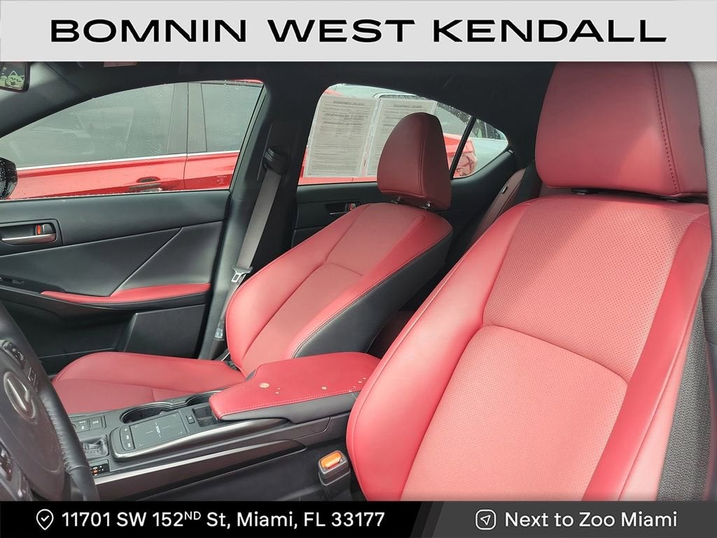 2025 Lexus IS IS 350 F SPORT Design