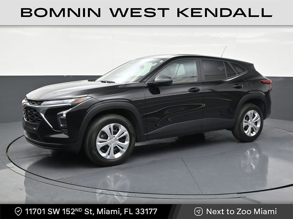 2025 Chevrolet Trax LS