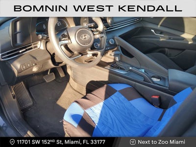 2025 Hyundai Elantra SE