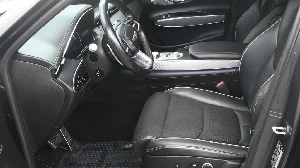 2023 Genesis GV70 2.5T