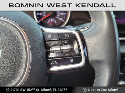 2022 Kia Carnival SX