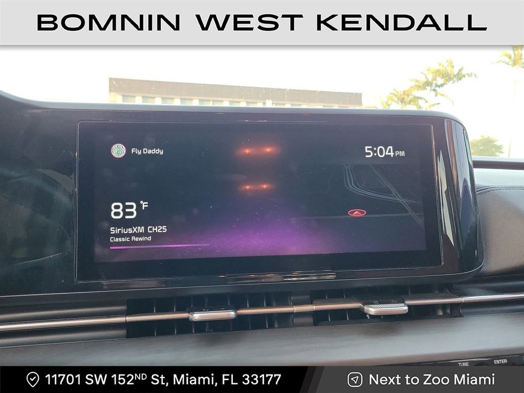 2022 Kia Carnival SX