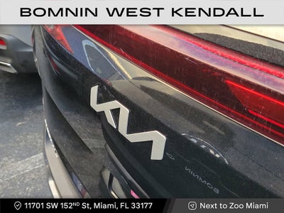 2025 Kia Carnival Hybrid SX