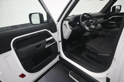 2022 Land Rover Defender 90 Standard