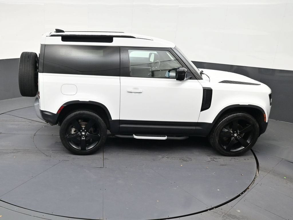 2022 Land Rover Defender 90 Standard