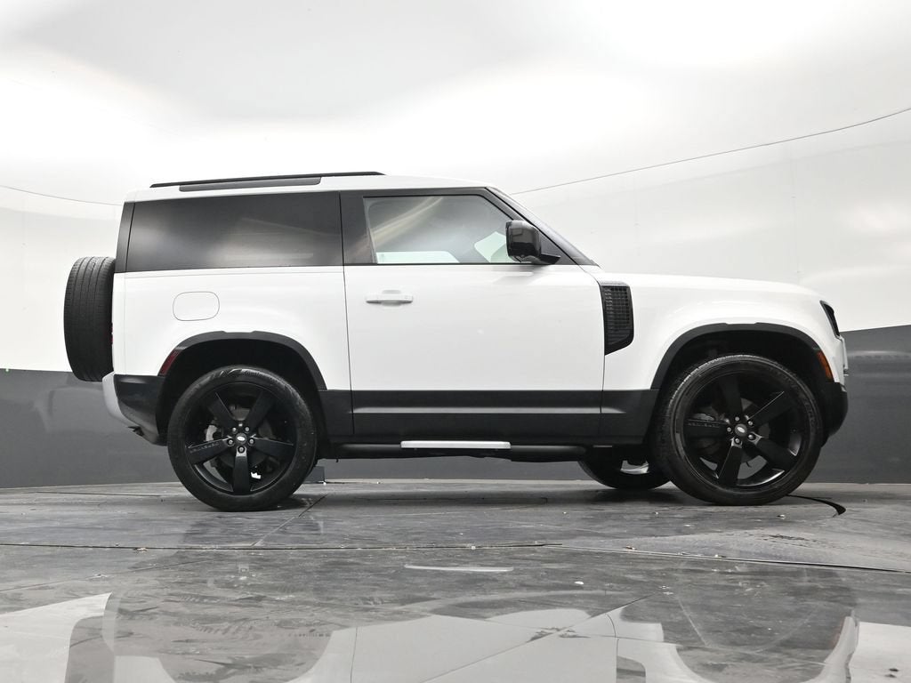 2022 Land Rover Defender 90 Standard