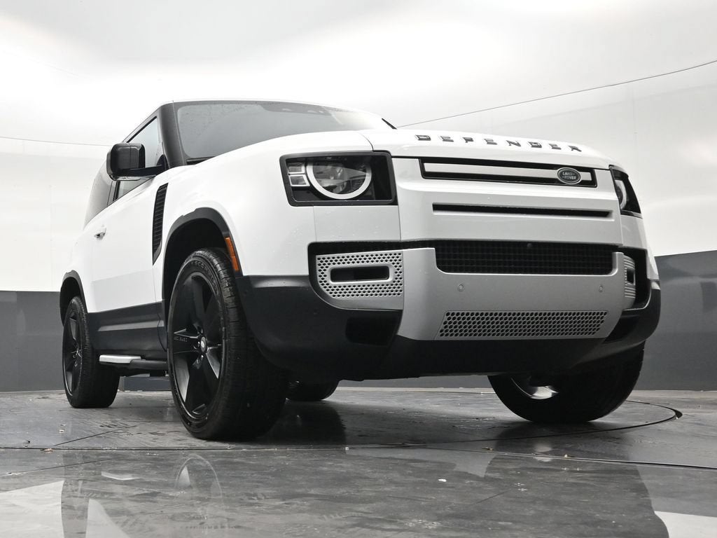 2022 Land Rover Defender 90 Standard