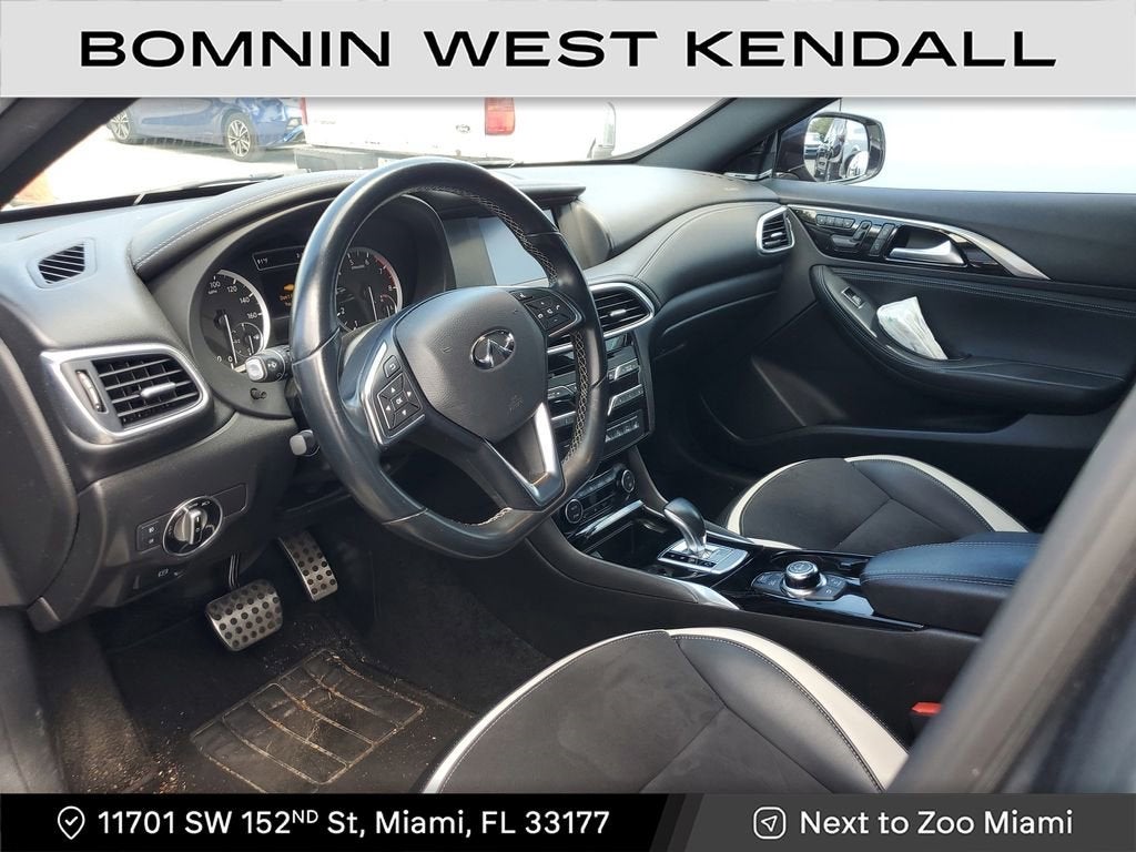 2019 INFINITI QX30 SPORT