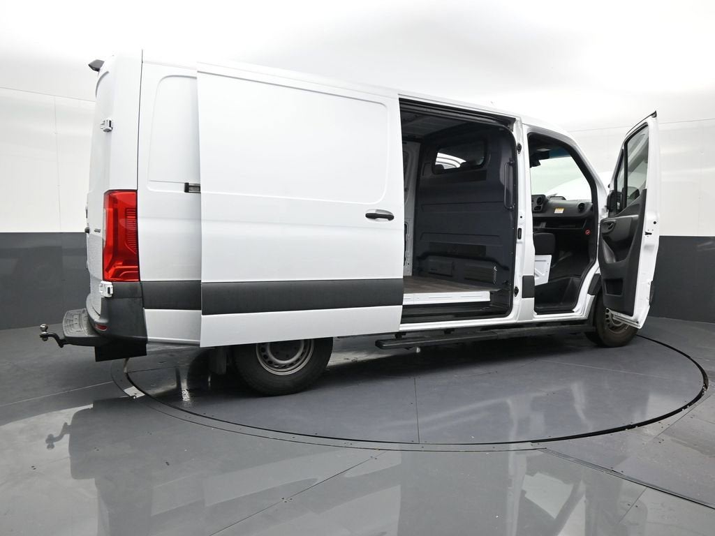 2025 Mercedes-Benz Sprinter Cargo Van Base