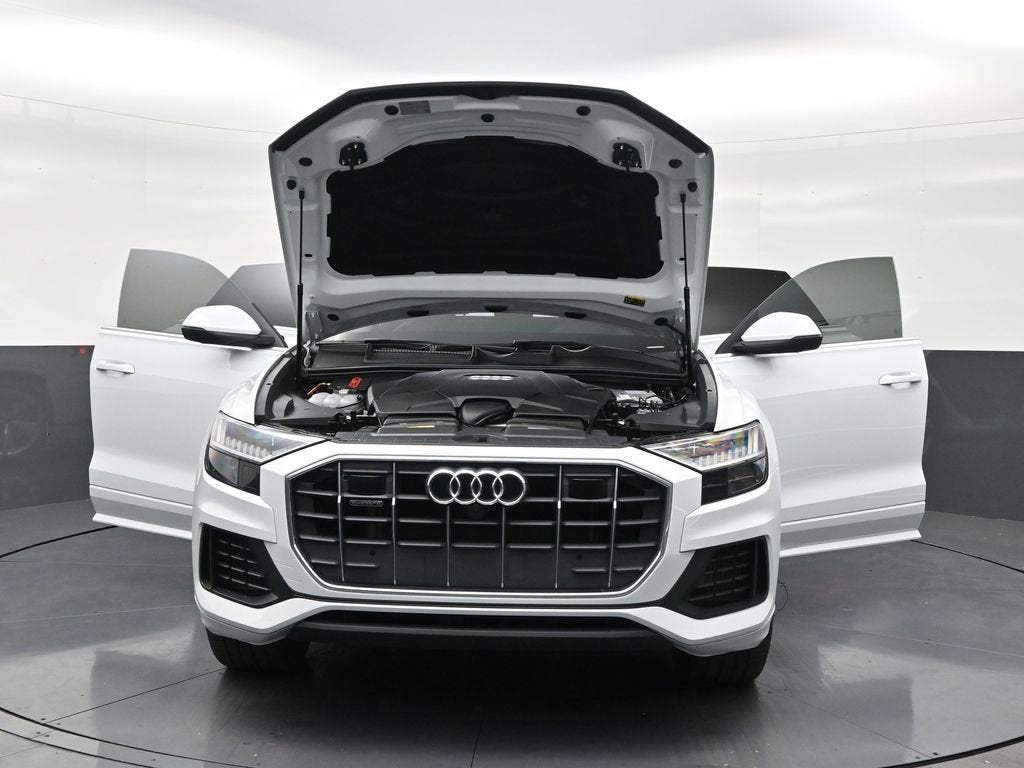 2023 Audi Q8 Premium