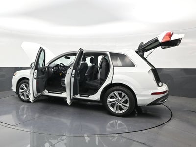 2021 Audi Q7 Premium Plus 55 TFSI quattro Tiptronic