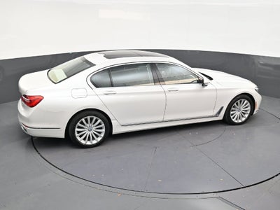 2019 BMW 740i 740i